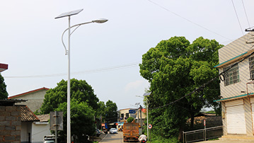 長(zhǎng)沙市開(kāi)福區(qū)撈刀河街道大星村太陽(yáng)能路燈