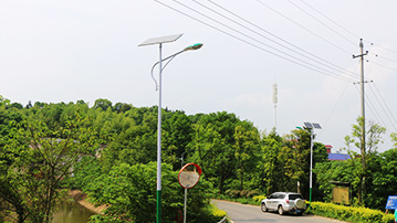 長(zhǎng)沙市開(kāi)福區(qū)沙坪街道漢回村第三期太陽(yáng)能路燈
